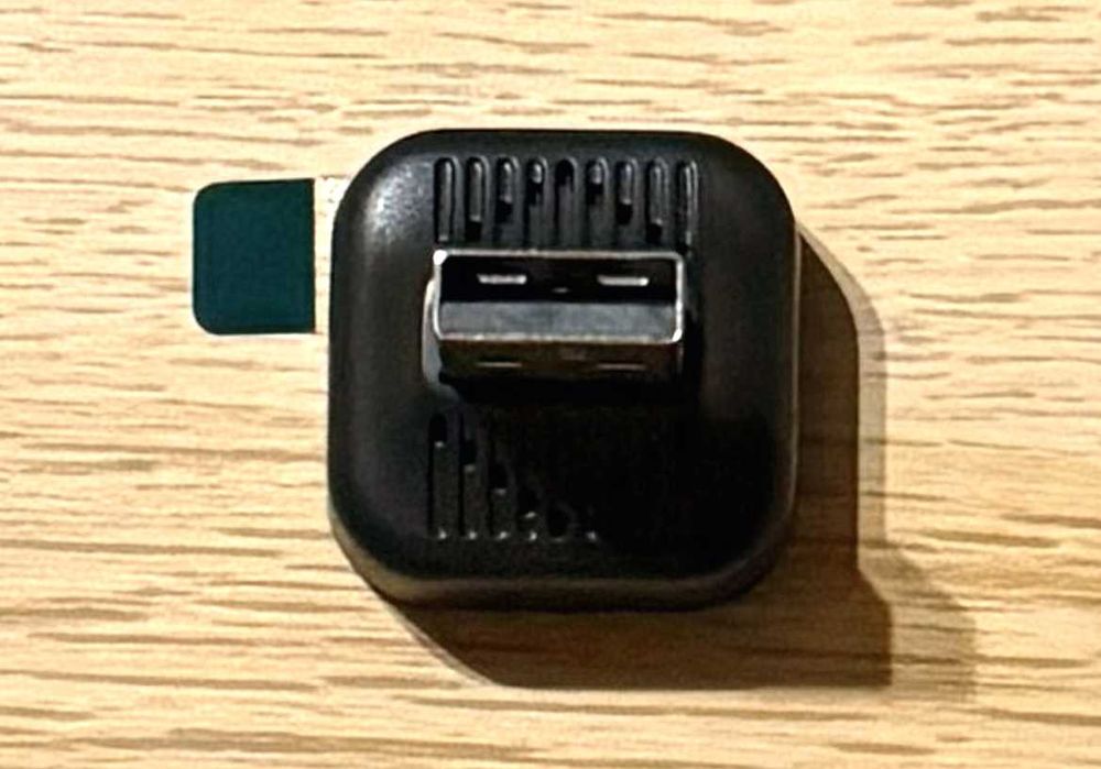 Bezprzewodowy adapter CarPlay i Android Auto 2w1 bluetooth