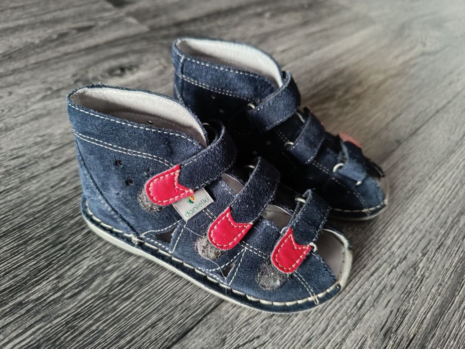 Buty profilaktyczne Danielki rozmiar 25 wkładka 16 cm