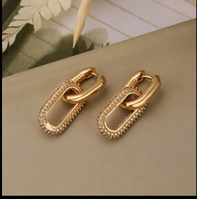 Серёжки ювелирные изделия