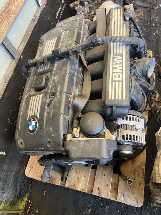 silnik z skrzynia automatyczna Bmw N53B30U0 3,0 benzyna