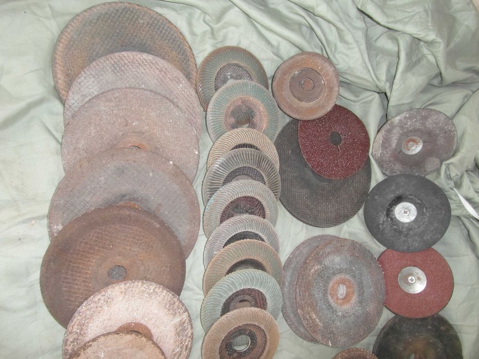 Various Tools429912975527782401
