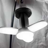 Lanterna Recarregável LED 6W Dobravel com gancho nova na caixa