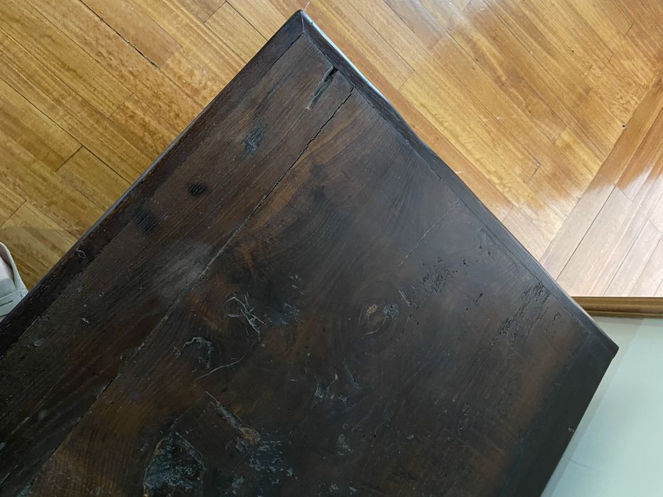 Arca em castanho antiga