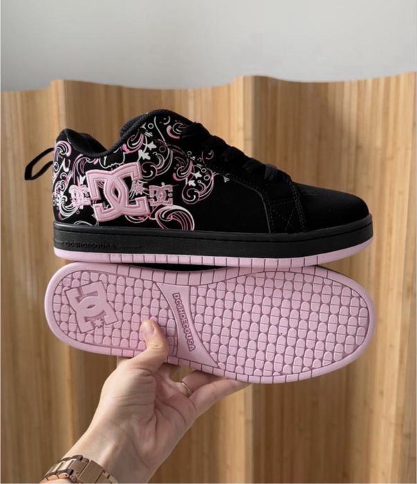 dc court graffik black pink - купити жіноче взуття - Ціна на OLX.ua