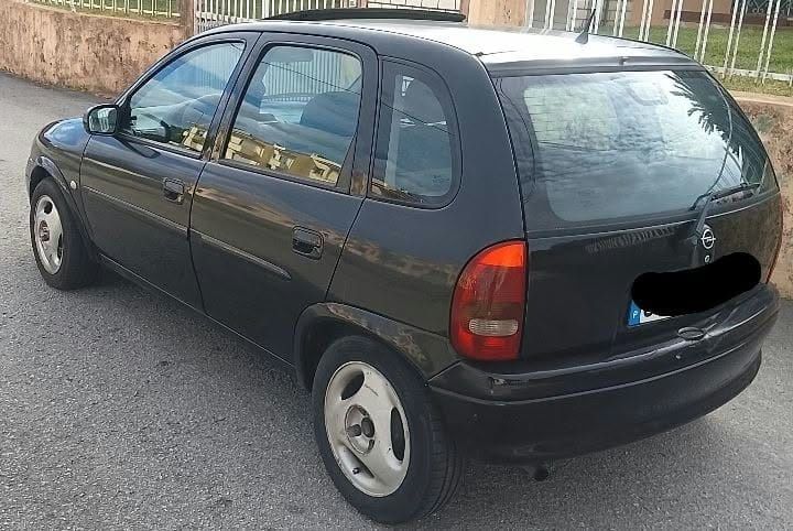 Opel corsa b TD sport — photo 2