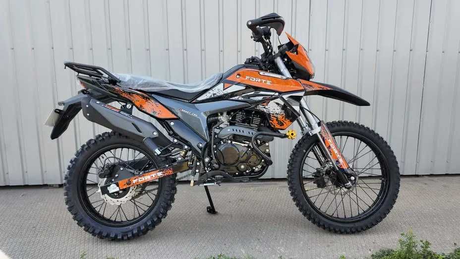 Мотоцикл FORTE FT300GY-C5D