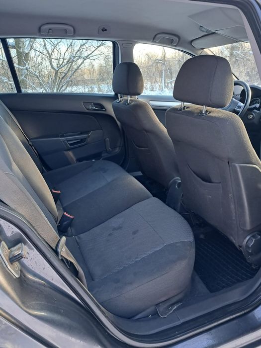 ПРОДАМ Opel astra H 1,7 дизель в дуже гарному стані