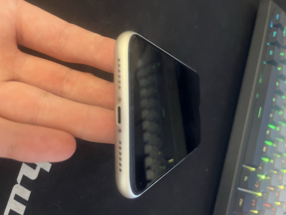 Iphone 11 128g w dobrym stanie