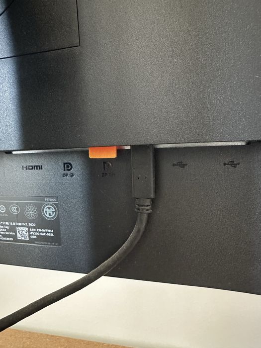 Monitor DELL P2720DC.        Mam do sprzedazy 2 identyczne monitory
