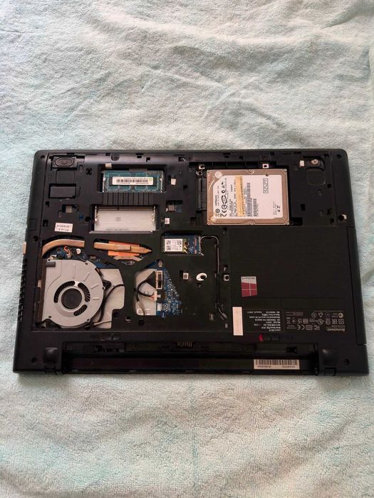 Laptop Lenowo i3