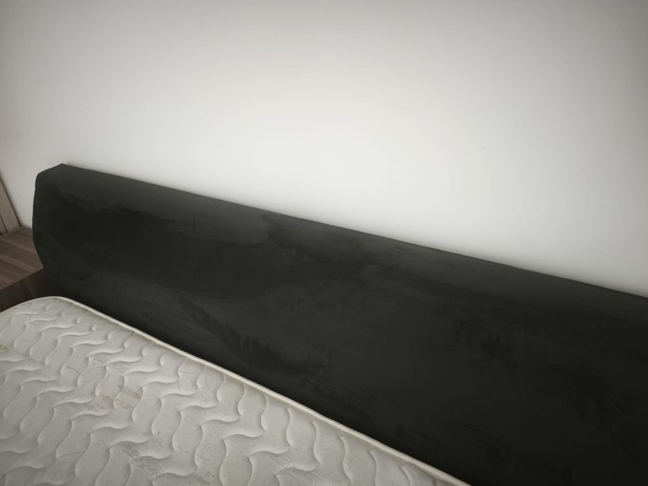 Cama  Kingsize com colchão