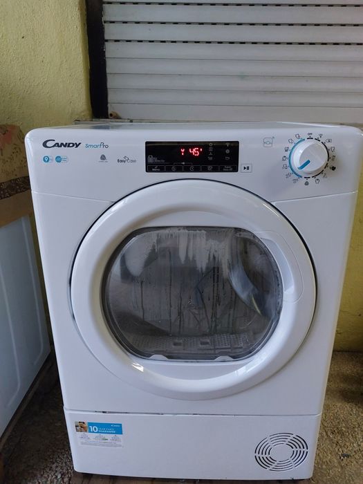 Máquina de secar roupa