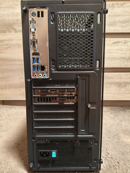 Komputer do gier Ryzen 5700 / RTX  3060Ti / 16GB / 512SSD / WIN10