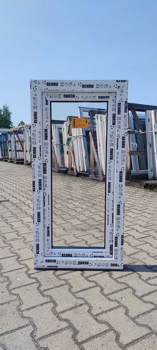 Okno nowe Rehau Smartline 56,5x113,5 Białe