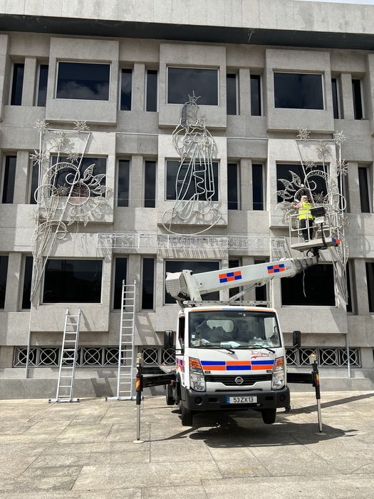 Aluguer de gras , plataformas elevatorias , barquinhas