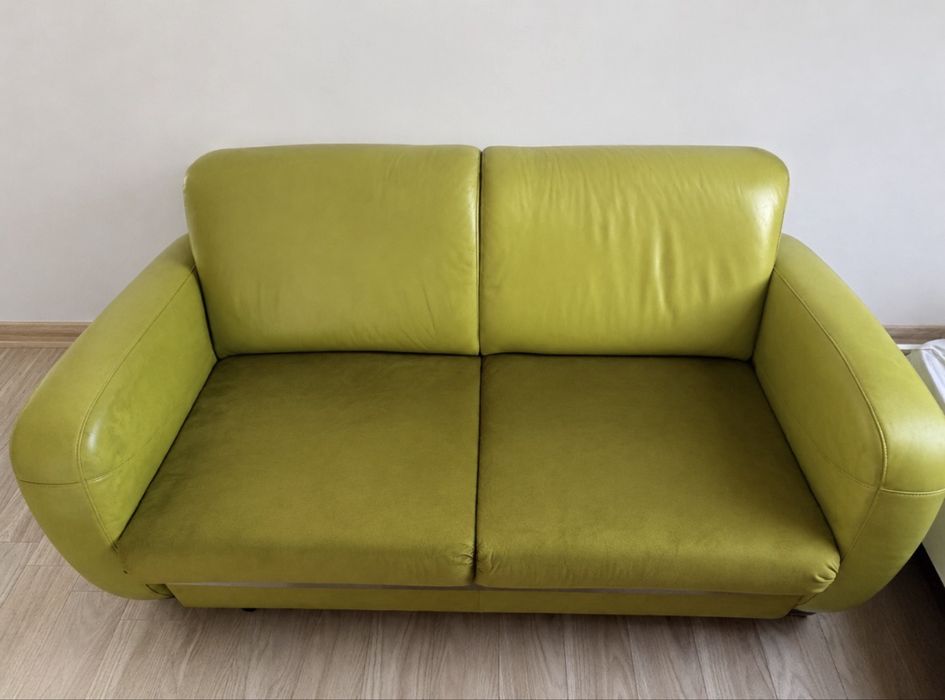 Zielona sofa