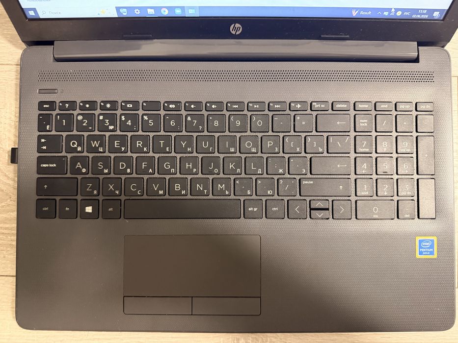 Ноутбук HP 250 g7 pentium gold  8gb озу 128 ssd