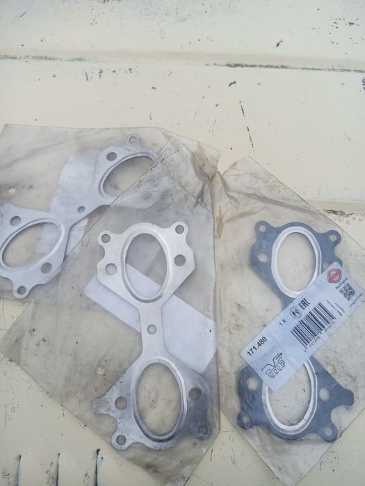 Набір прокладок випускного коллектора 171480 Elring