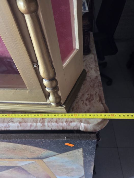 Oratório antigo, pintado