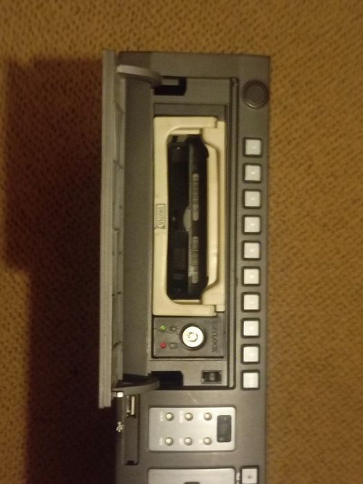 Rejestrator CCTV rbjb8m
