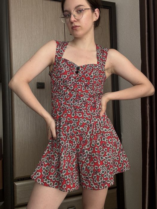 Квітковий літній ромпер