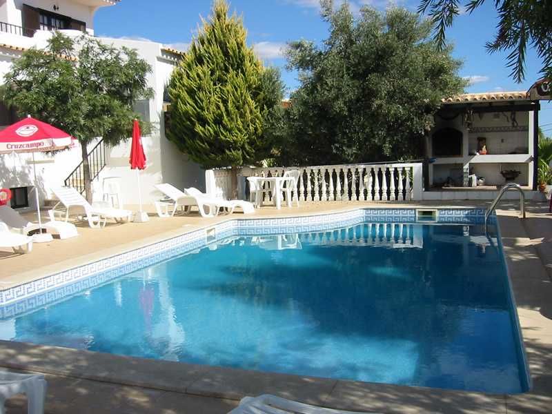 Apartamento c/piscina e wi-fi p/férias em Albufeira
