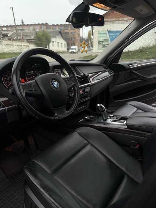 Продаж BMW e70 35i