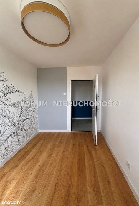 M-5 z balkonem Śląska 62m2