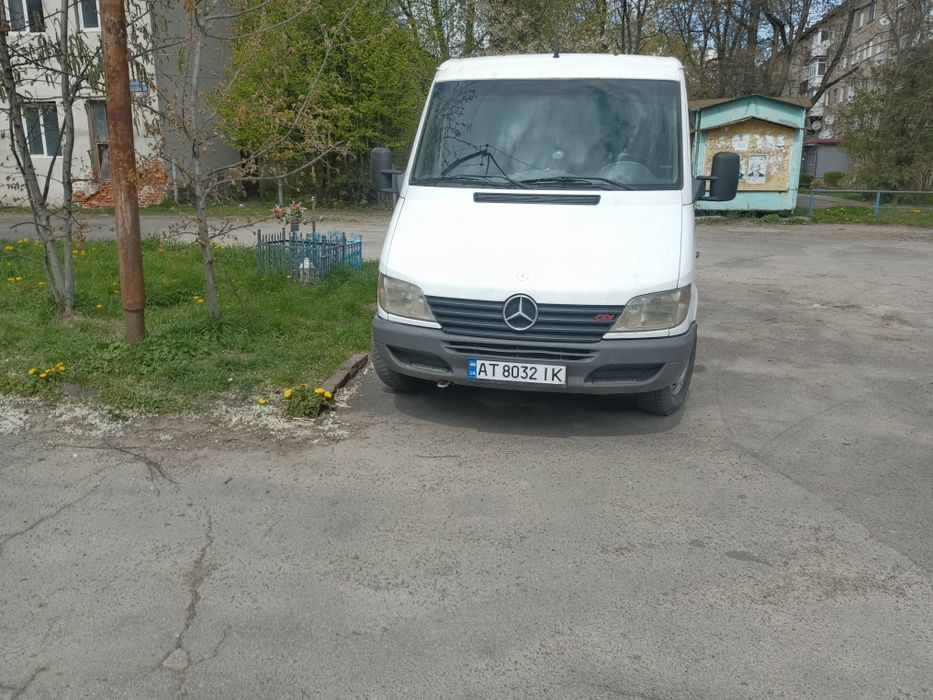 Продам спрінтер 2000 року 2.2 двигун є нюанси по кузову
