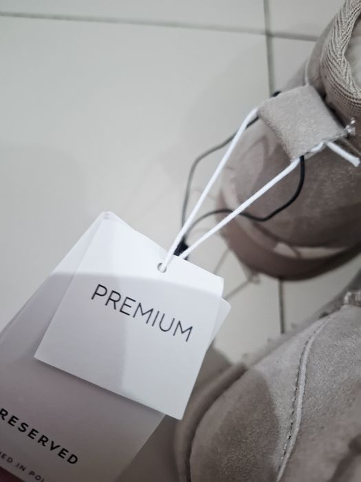 Kremowe buty śniegowce Nowe zimowe botki skora reserved 39