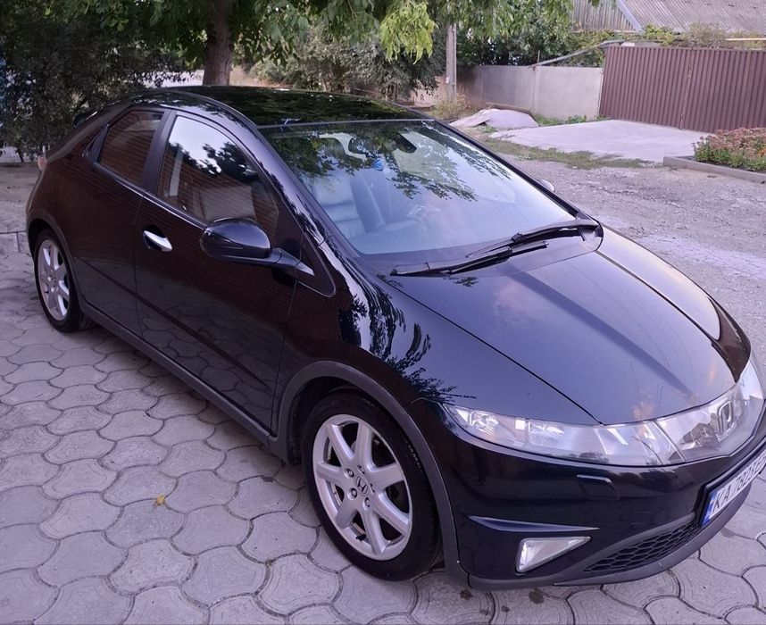 Honda Civic 5D 2008.