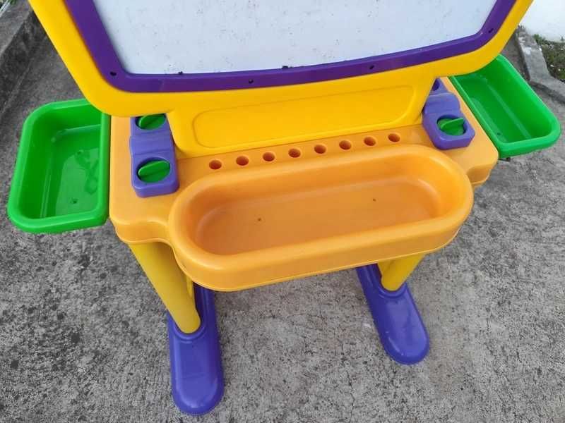 Brinquedo quadro vertical magnético móvel plástico