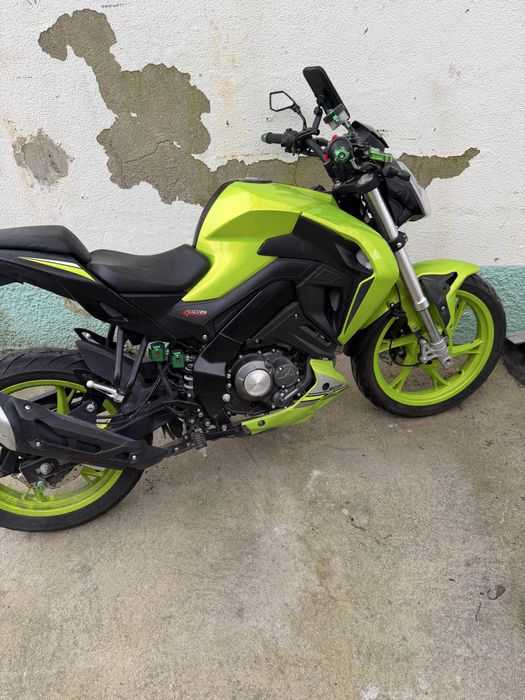 Keeway rkf 125 green