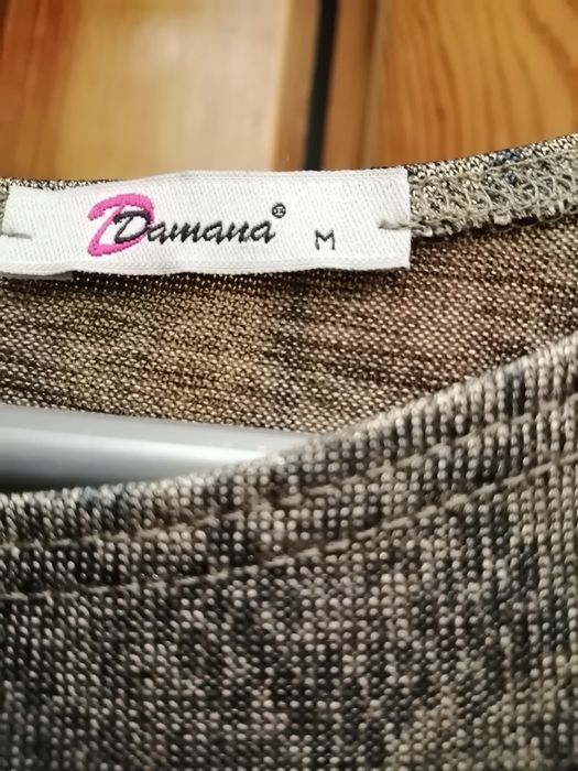 Złota bluzeczka damska.