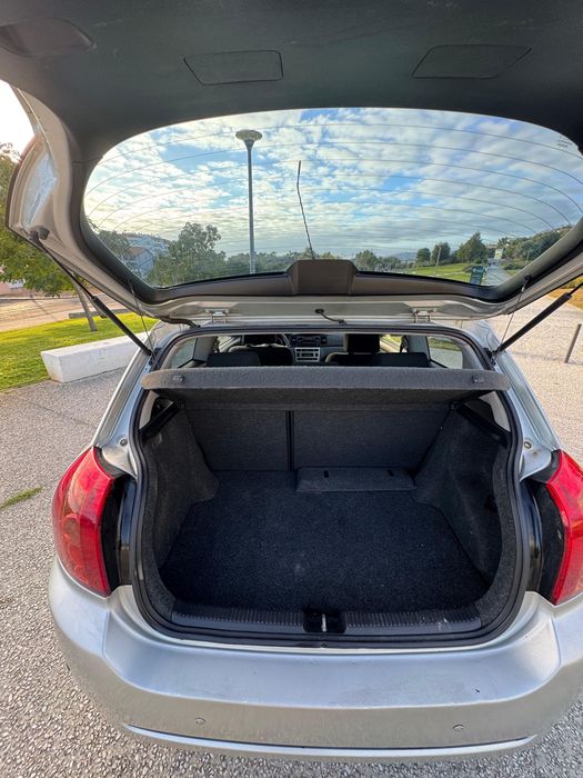Toyota Corolla 1.4 VVTI Gasolina