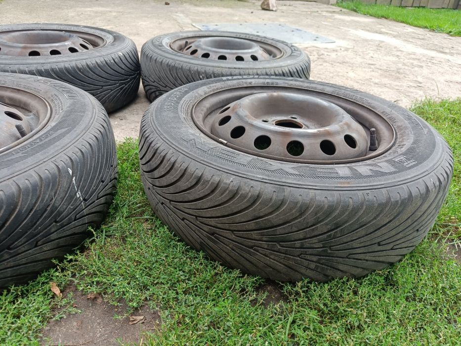 Felgi stalowe 4x100 oraz komplet opon