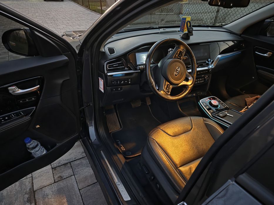 Продається Кіо Niro