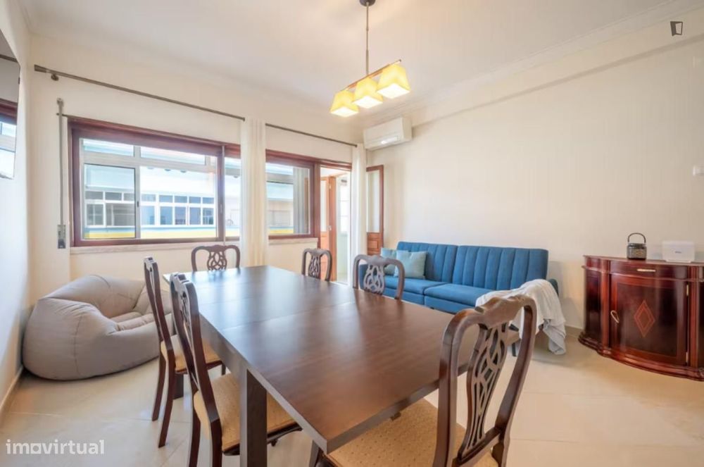 Apartamento com 2 quartos - localizado em Costa da Caparica Lisbon