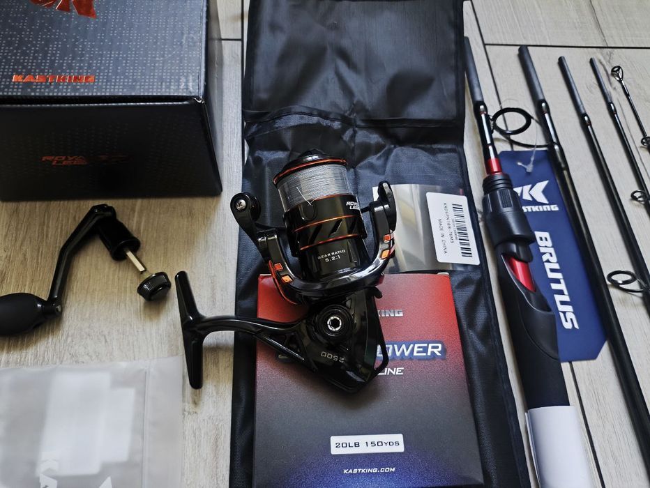 Набор KastKing, спиннинг Brutus, катушка Royale Legend lll, приманка
