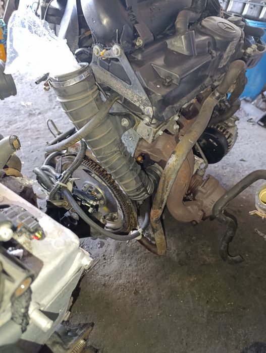 Двигун Mercedes Vito 2.2 cdi 611 om