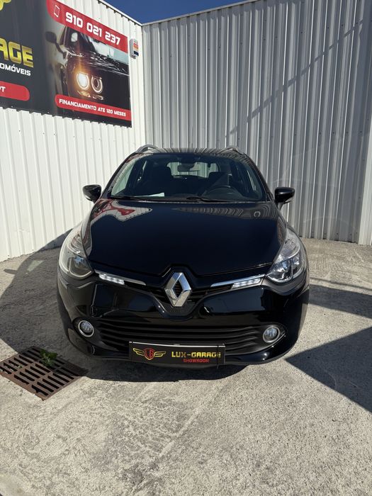 Renault Clio Sports Tourer