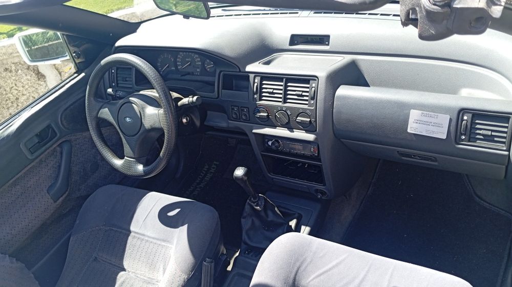 Escort Cabrio Mk5  Certificado pelo museu do Caramulo
