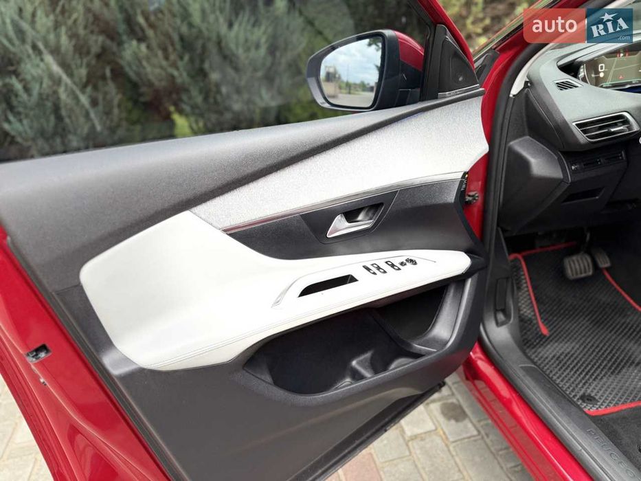 Продам пежо 3008