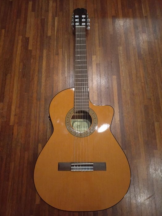 Alvaro 800 EC gitara elektro klasyczna