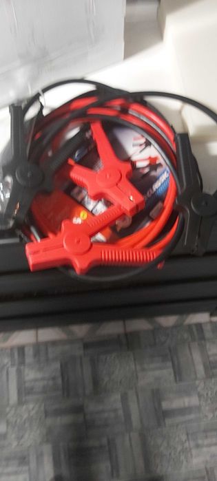 Cabos para carregamento de baterias auto