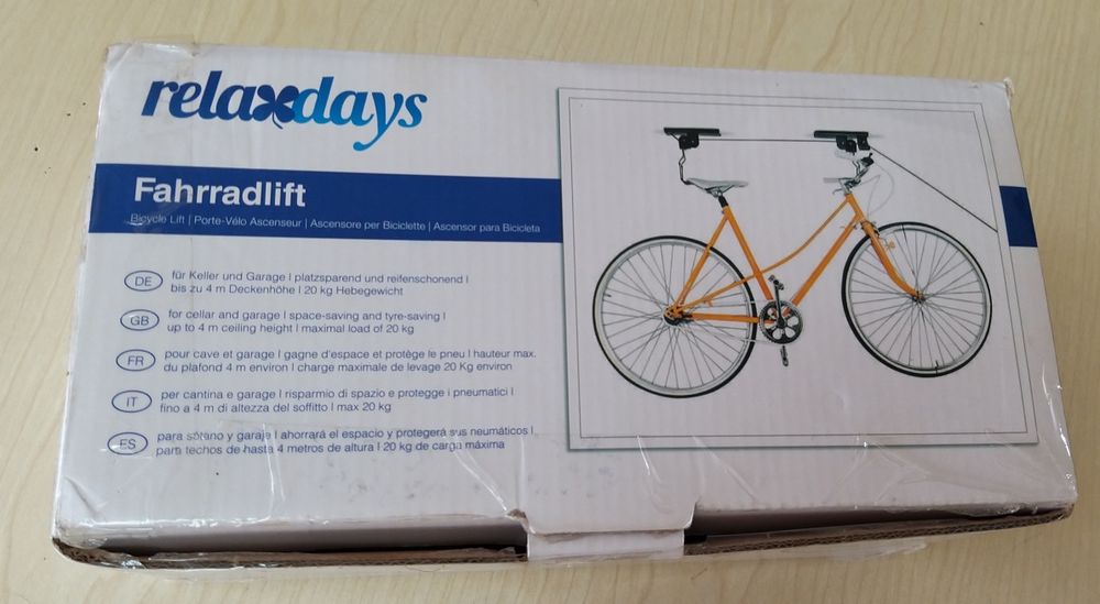Ascensor de teto para bicicleta.