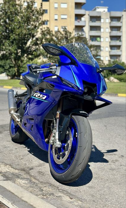 Yamaha YZF-R9 2026 — Impecável, Poucos Km, Garantia