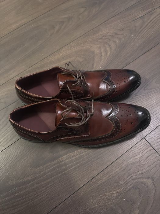 Sapatos em Pele 45/6