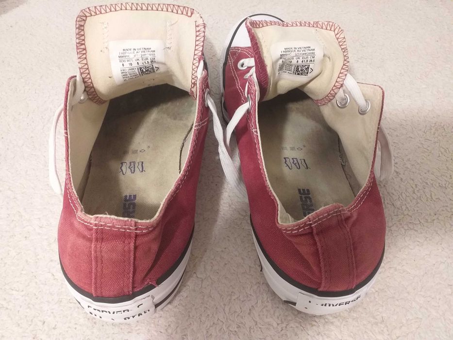 Buty Conversy bordowe krótkie, rozmiar 41.5
