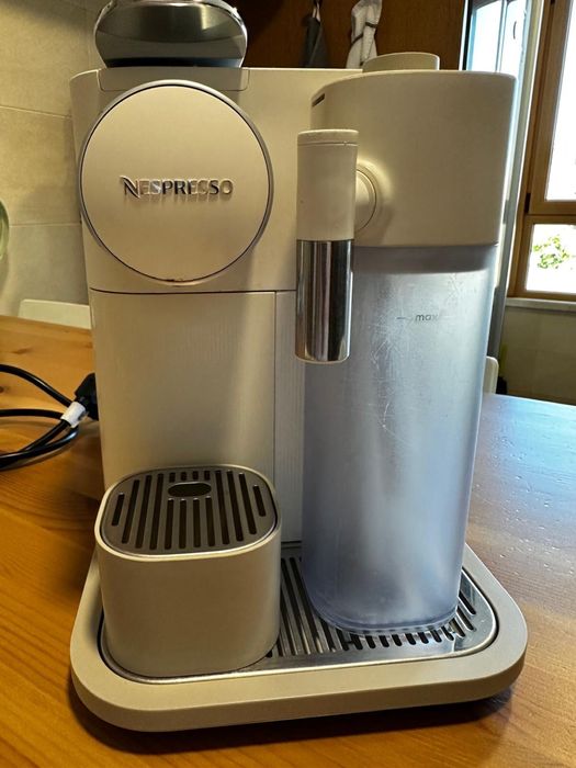 Nespresso DeLonghi Gran Lattissima